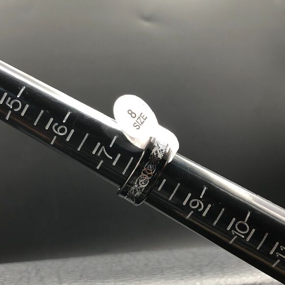 Unisex Tribal Ring Size 8 Black Resin Silver Tone Filigree Inlay 0.25" Band - Picture 3 of 5